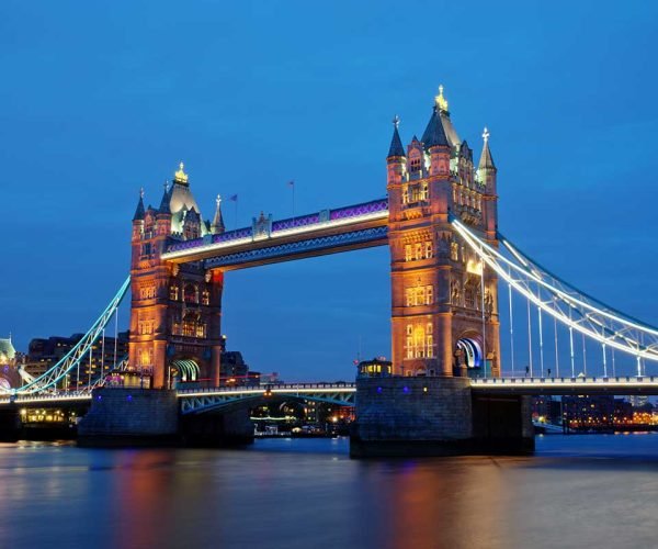 london-landmark-towerbridge-small.jpg